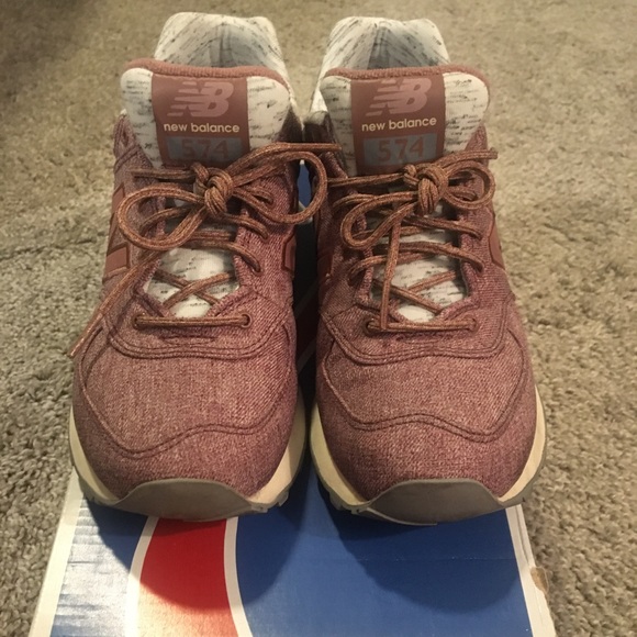 Rose Gold New Balance 574 - Picture 2 of 3